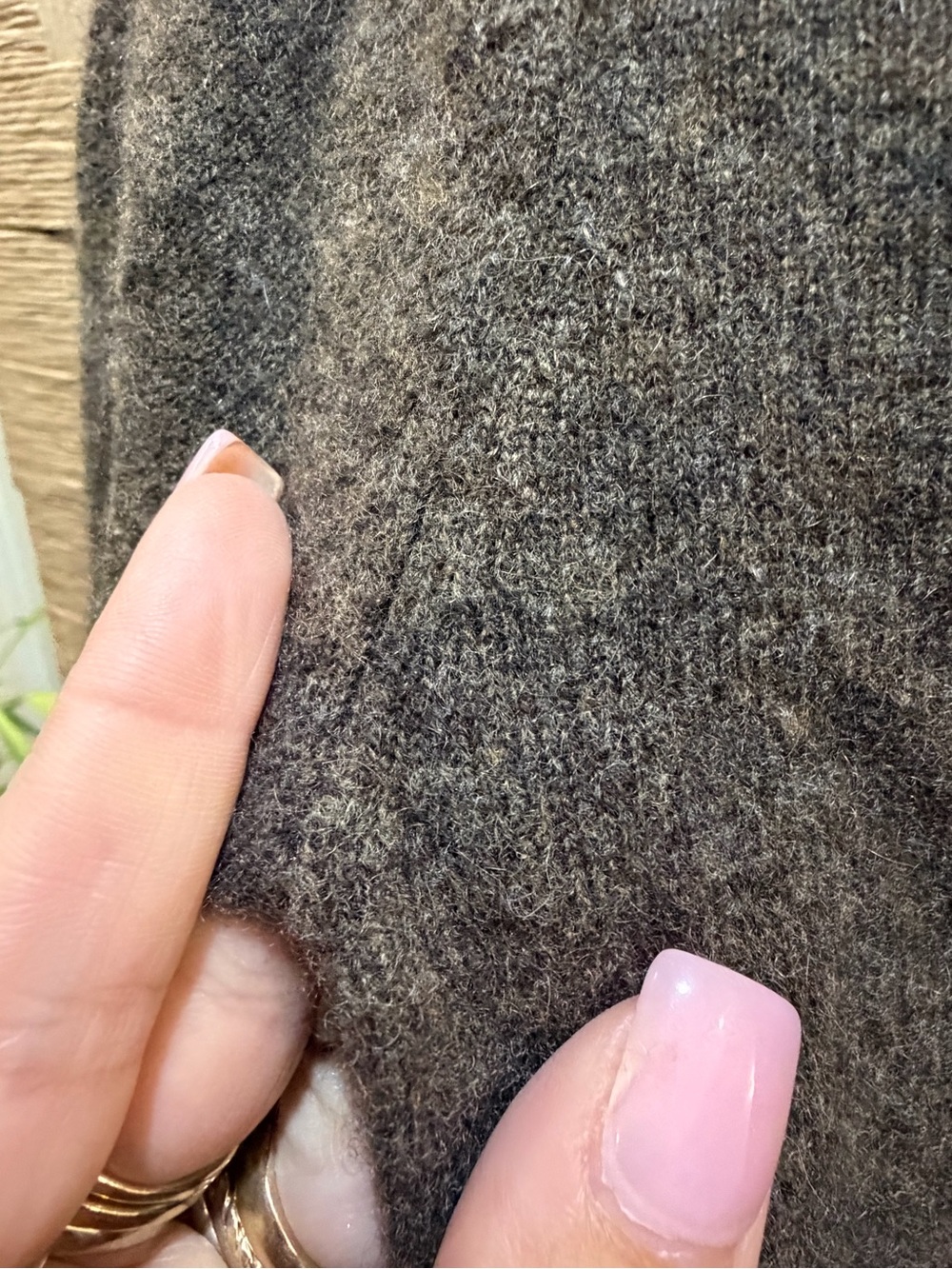 Quince Mongolian Cashmere Classic Crewneck Women’s Sweater in Chocolate Brown S - Picture 4 of 11